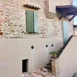 Large In A Stone Dom wakacyjny *