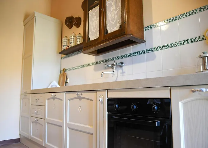 Large In A Stone Pesaro