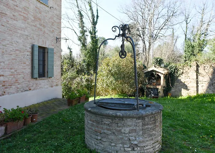 Large In A Stone Holiday home *