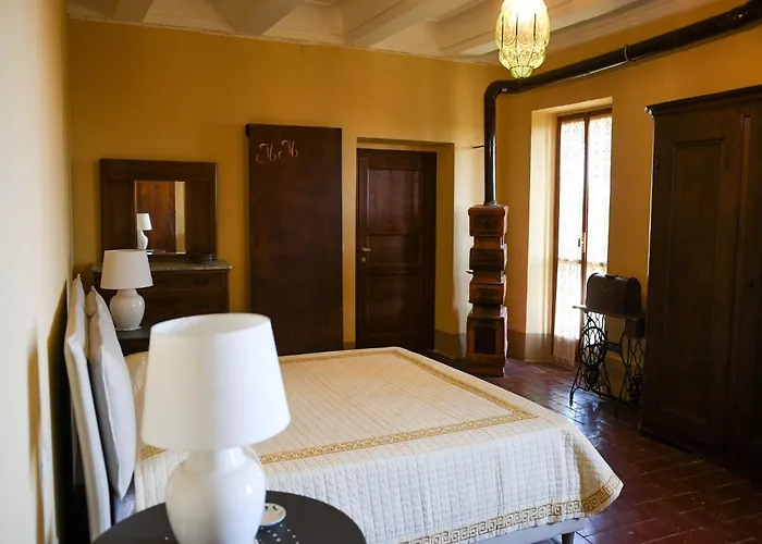 Large In A Stone Holiday home *